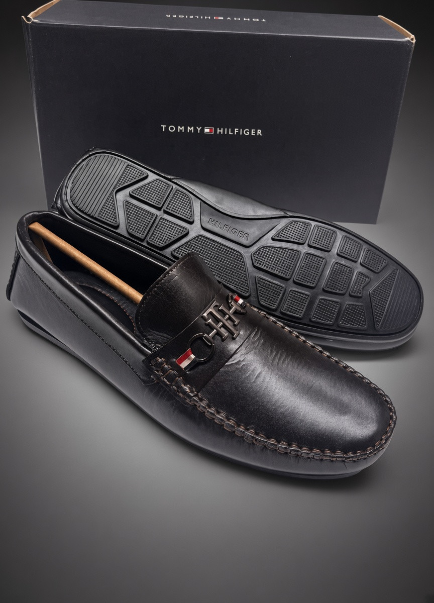 Tommy Hilfiger Men’s Brown Leather Driving Loafers – Premium Metal Bit Moccasins