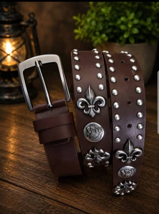 Men's Vintage  PU Leather Belt with Silver Studs, Fleur-de-lis Motifs & Classic Metal Pin Buckle
