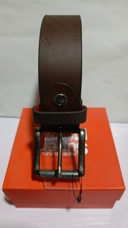 Men’s Brown Leather Belt – Embossed Pattern with Metal Buckle