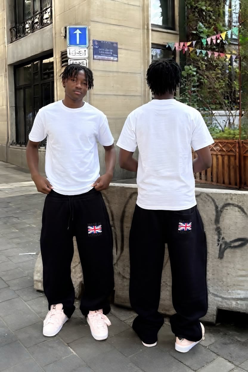 Premium Men's Relaxed Fit Fleece Jogger Trousers – Union Jack Graphic & Open Hem